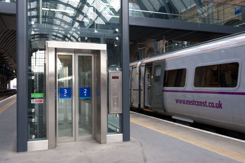 Lifts on the platform of a station