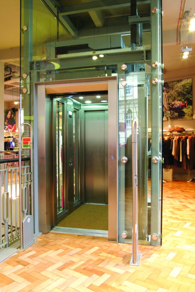 Easy and safe to use. Handling people and their baggage with stylish aplomb.