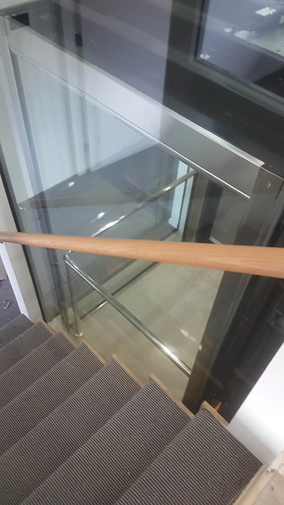 Midilift CLS panoramic glass lift car home installation.