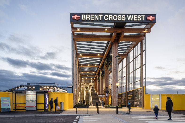 Case study: Brent Cross West featuring seven Stannah passenger lifts