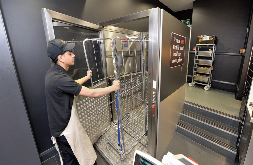 Levelmaster platform goods lift