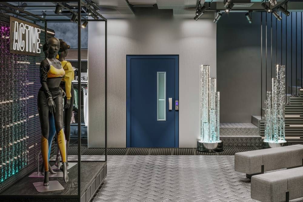 A Midilift CL provides easy access in retail environment.