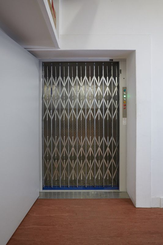 Stannah Trolleylift in Flying Tiger