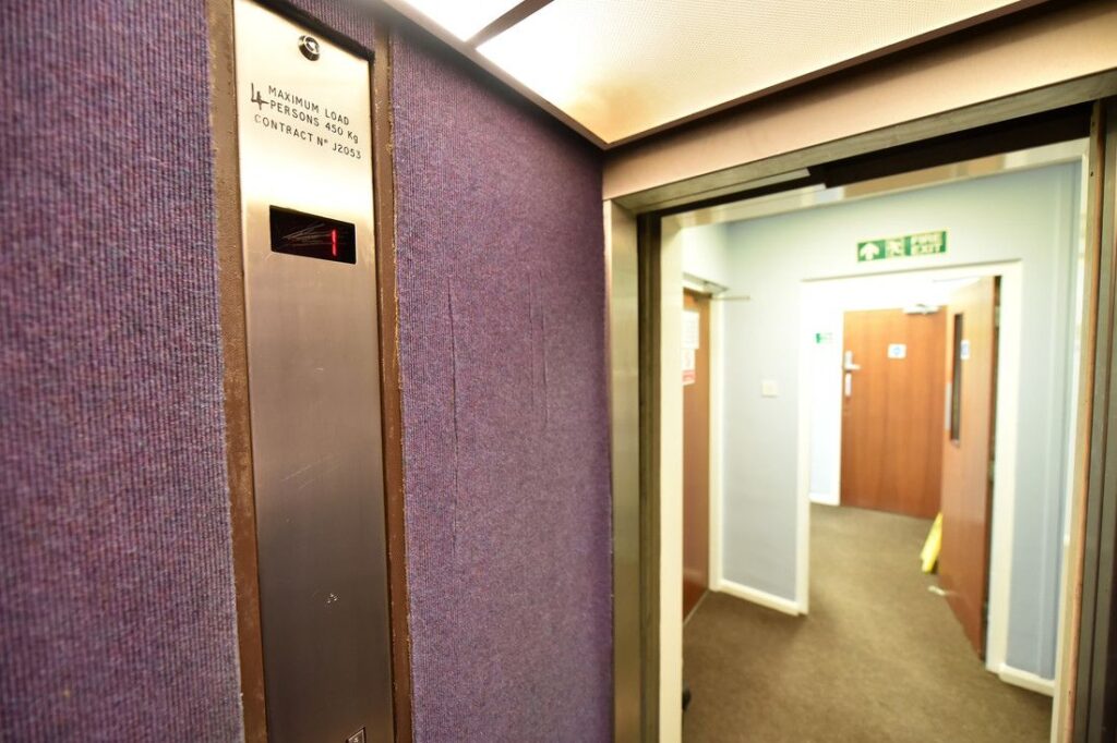 Purple textile walls - an original feature.