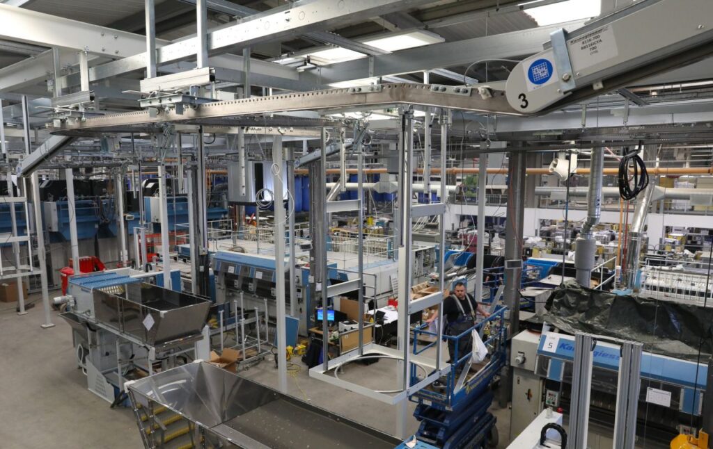 Stannah Goodsmaster CD lifts in Yeovil CLEAN laundry