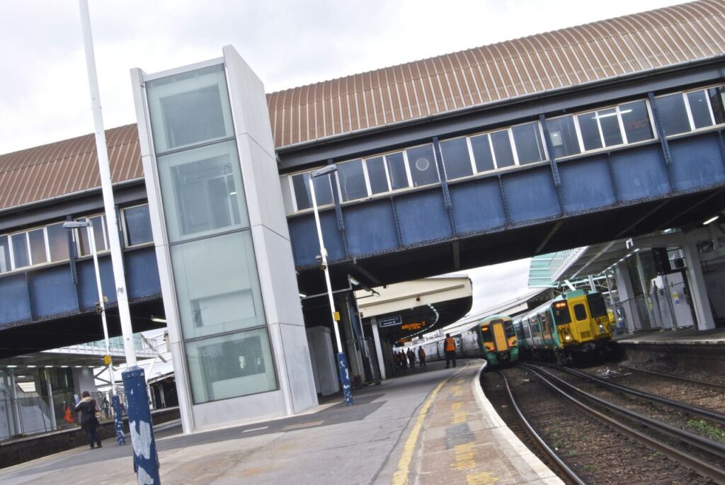 9 new bespoke passenger lifts for Clapham Junction: step-free access to all 17 platforms, for the first time in its 148 year history.