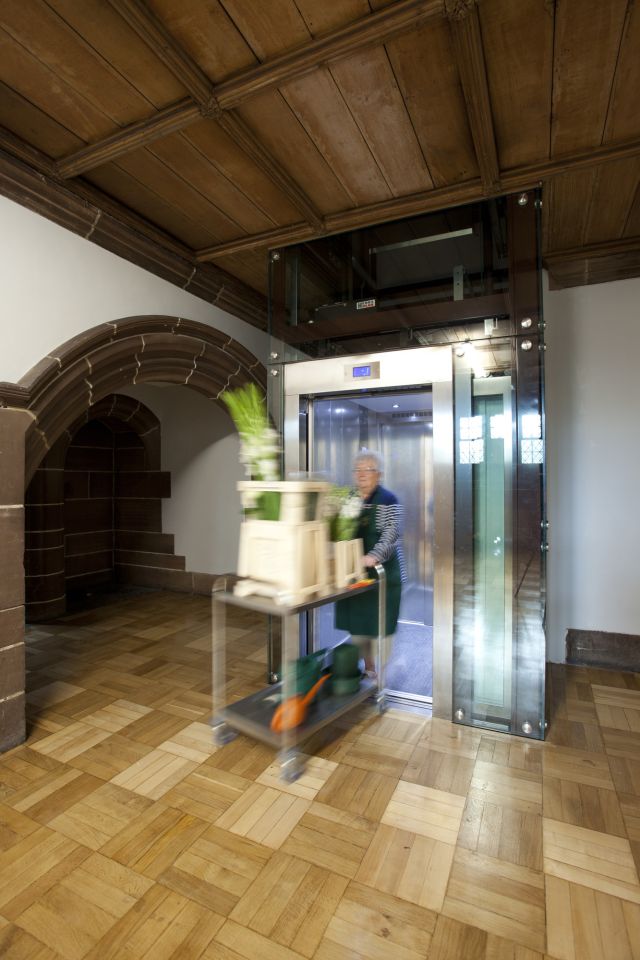 ... with the exquisite Lady Chapel on the lower level.