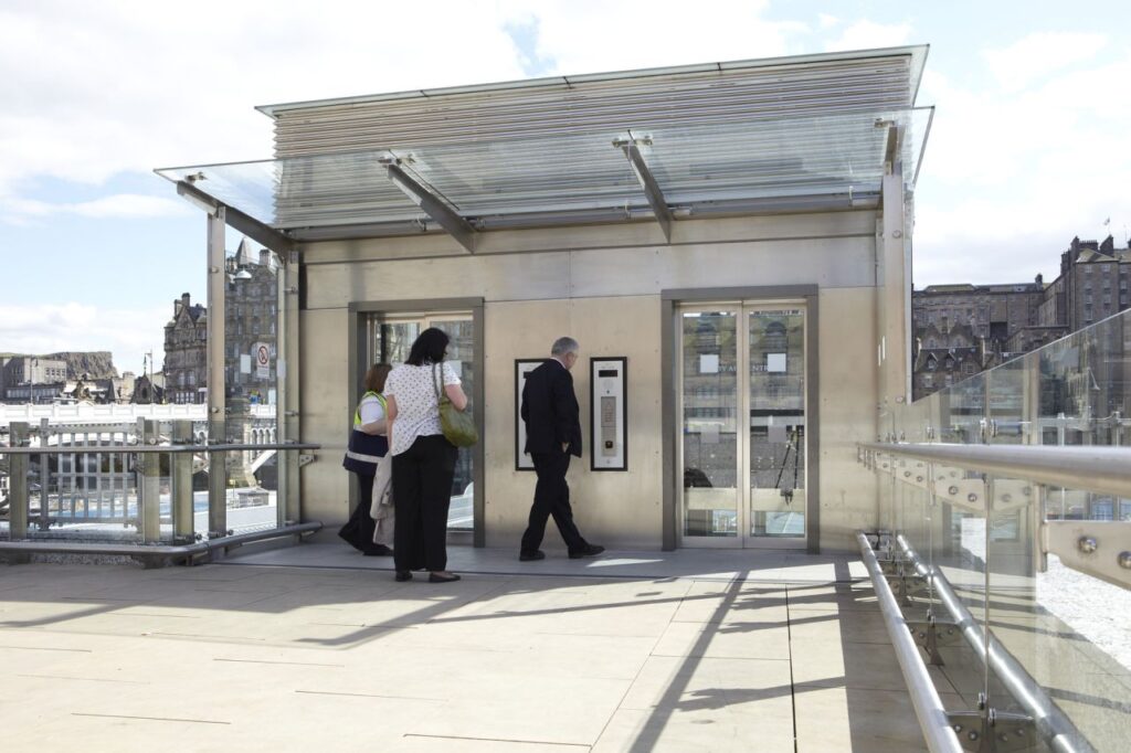 Still an eyecatcher by day! The passenger duplex star boasts a 21-person people-moving capacity.