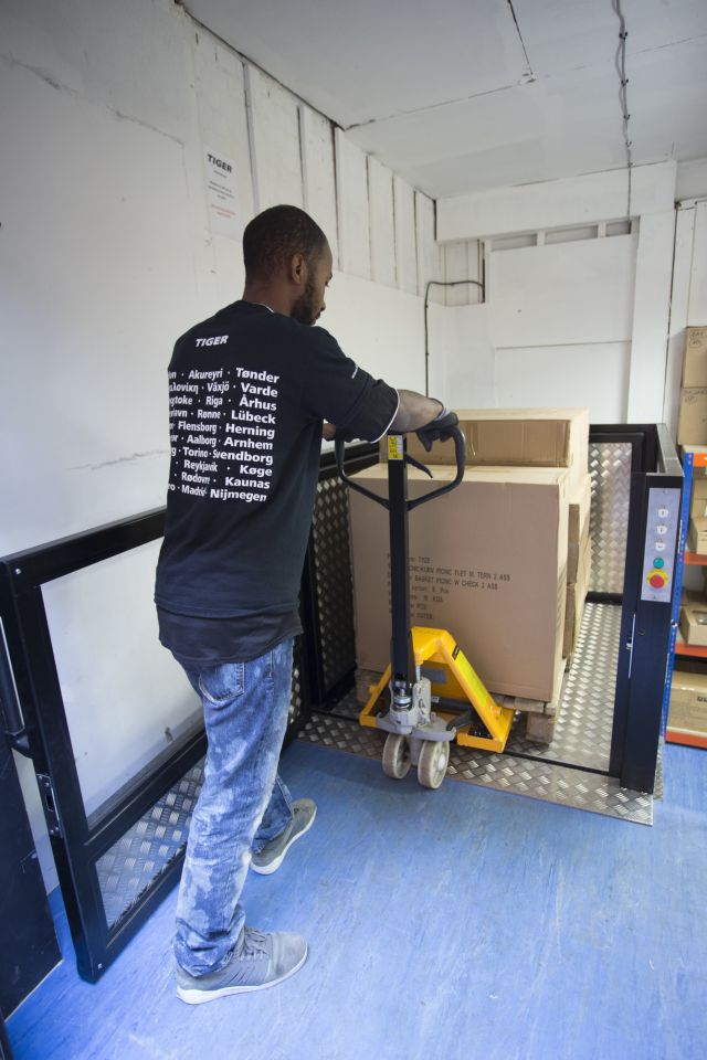 Levelmaster goods step lift in split-level Tiger storeroom
