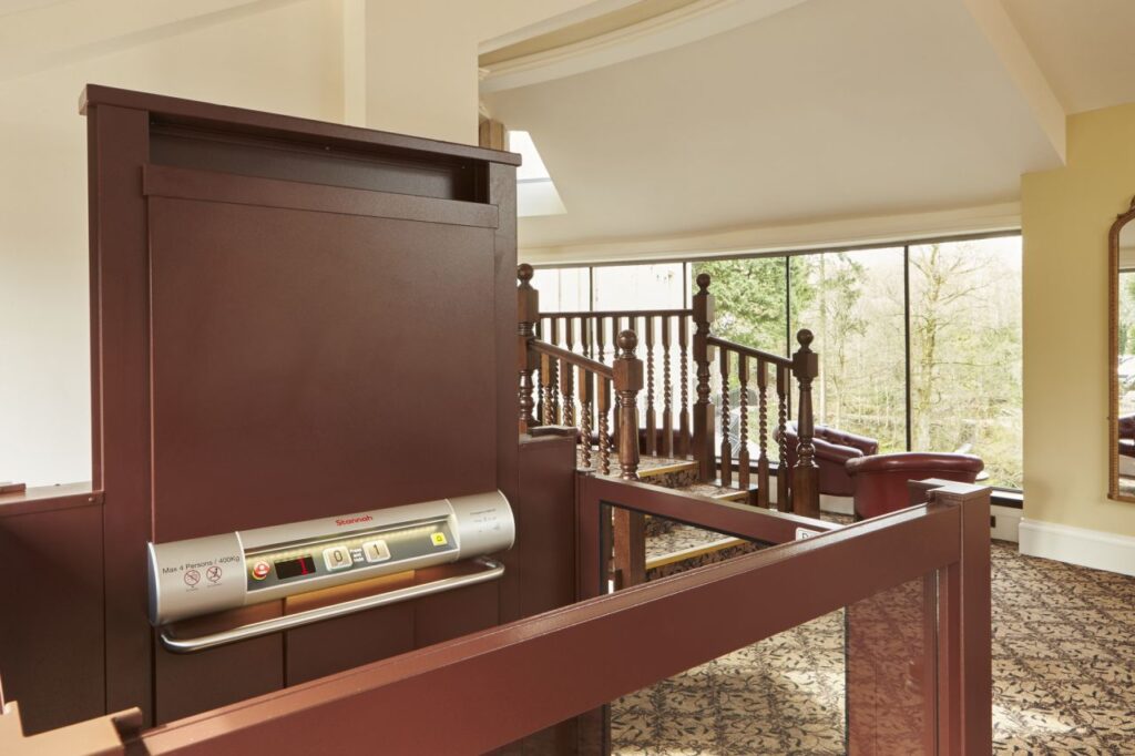 Stannah Midilift SL in Crossbasket Castle