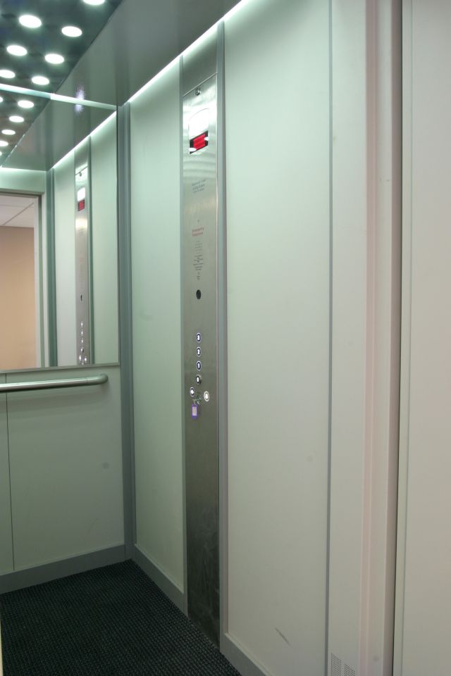 Satin stainless steel interiors: robust enough for 24-hour use.