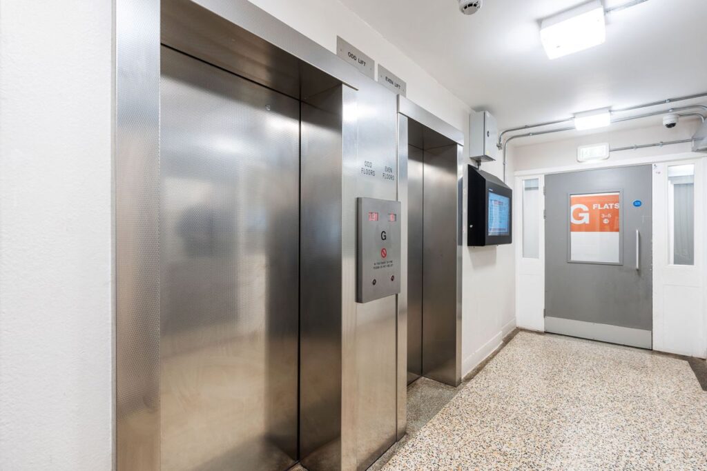 Lifts in Eden court