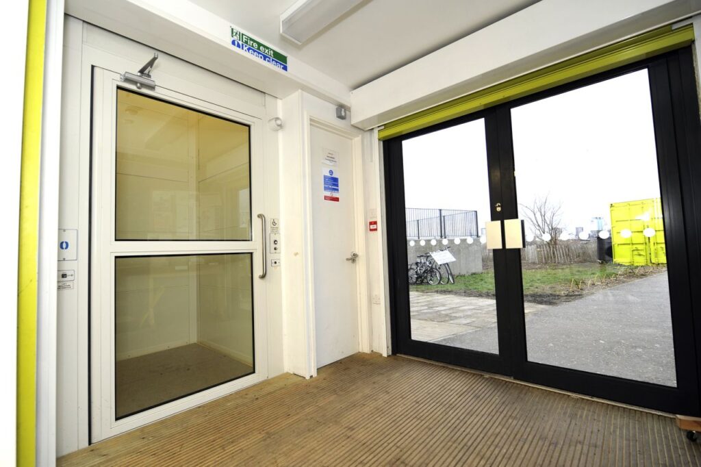 Specified by Urban Space Management, the company responsible for the View Tube's design and build